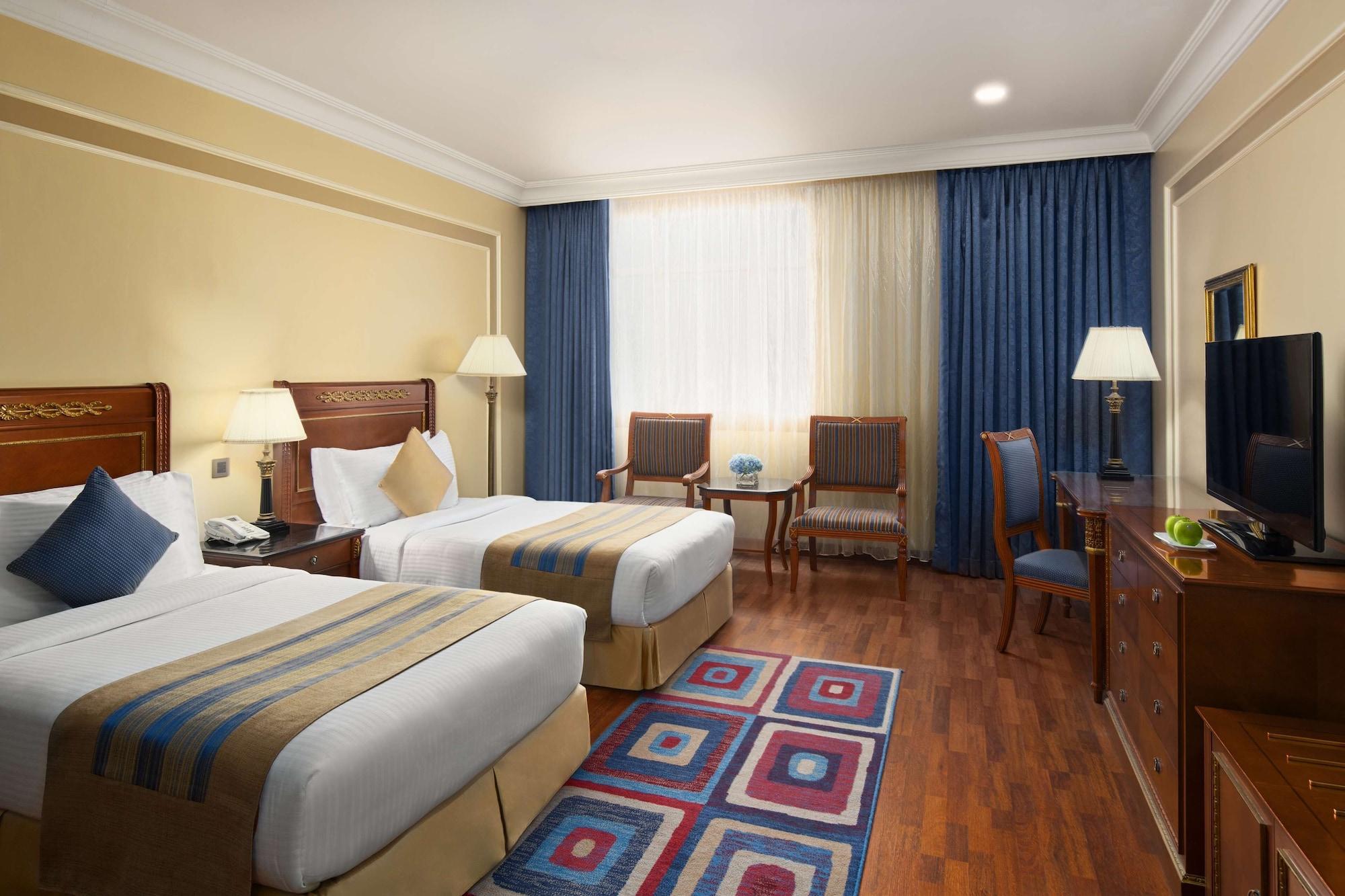 Radisson Blu Hotel, Dhahran Эль-Хубар Экстерьер фото